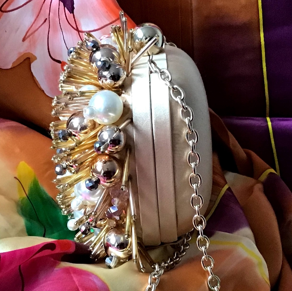 ALDO LISTOLADE CLUTCH - Picture 8 of 16